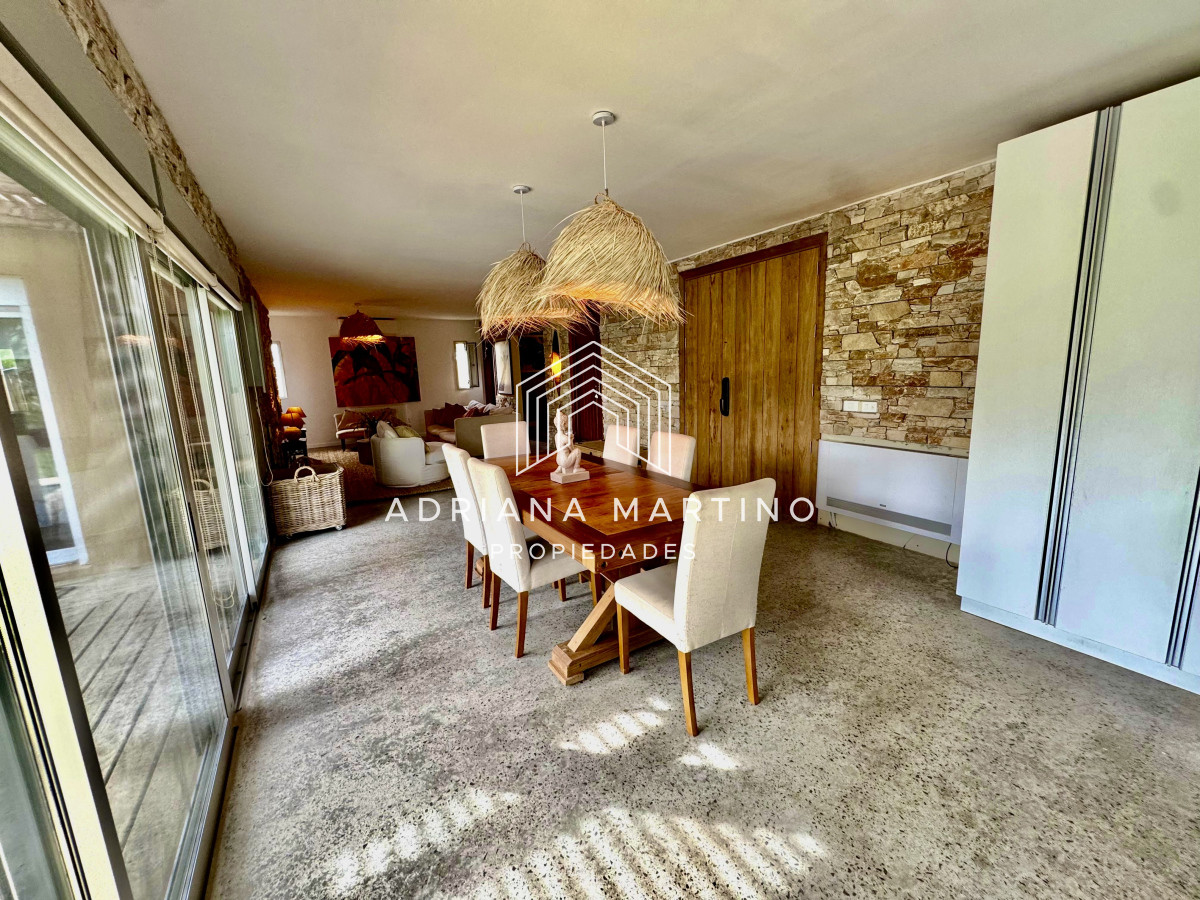 Casa ID.71349 - Excelente propiedad en venta 