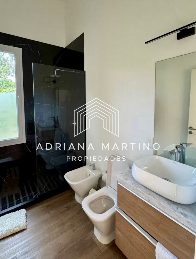 Casa ID.71405 - Excelente casa en venta punta del este 