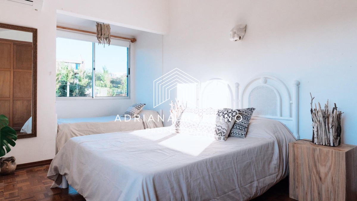 Casa ID.68594 - Espectacular casa ubicada en Manantiales, uno de los mas exclusivos balnearios.