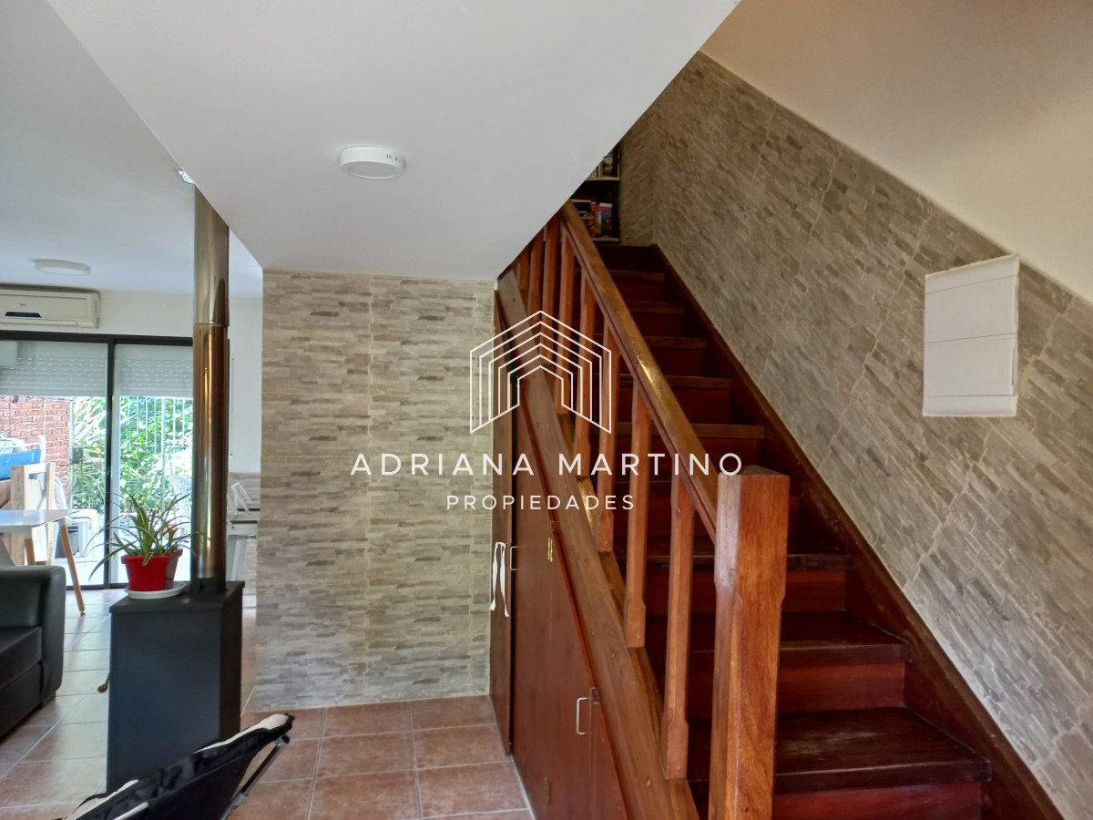 Casa ID.70017 - Hermoso tripex con parrillero en zona ideal para vivir todo el año.
