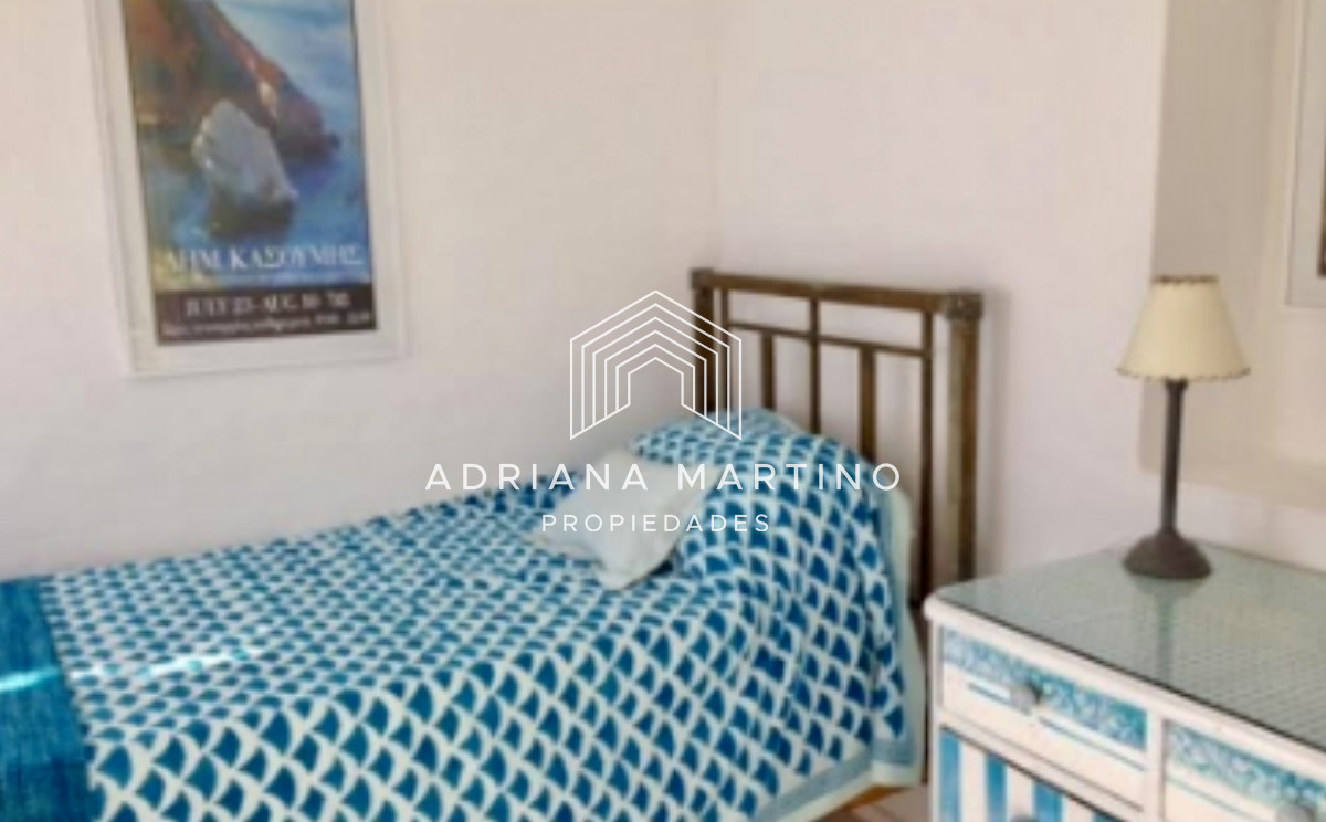 Casa ID.70895 - Excelente propiedad en el centro de la barra