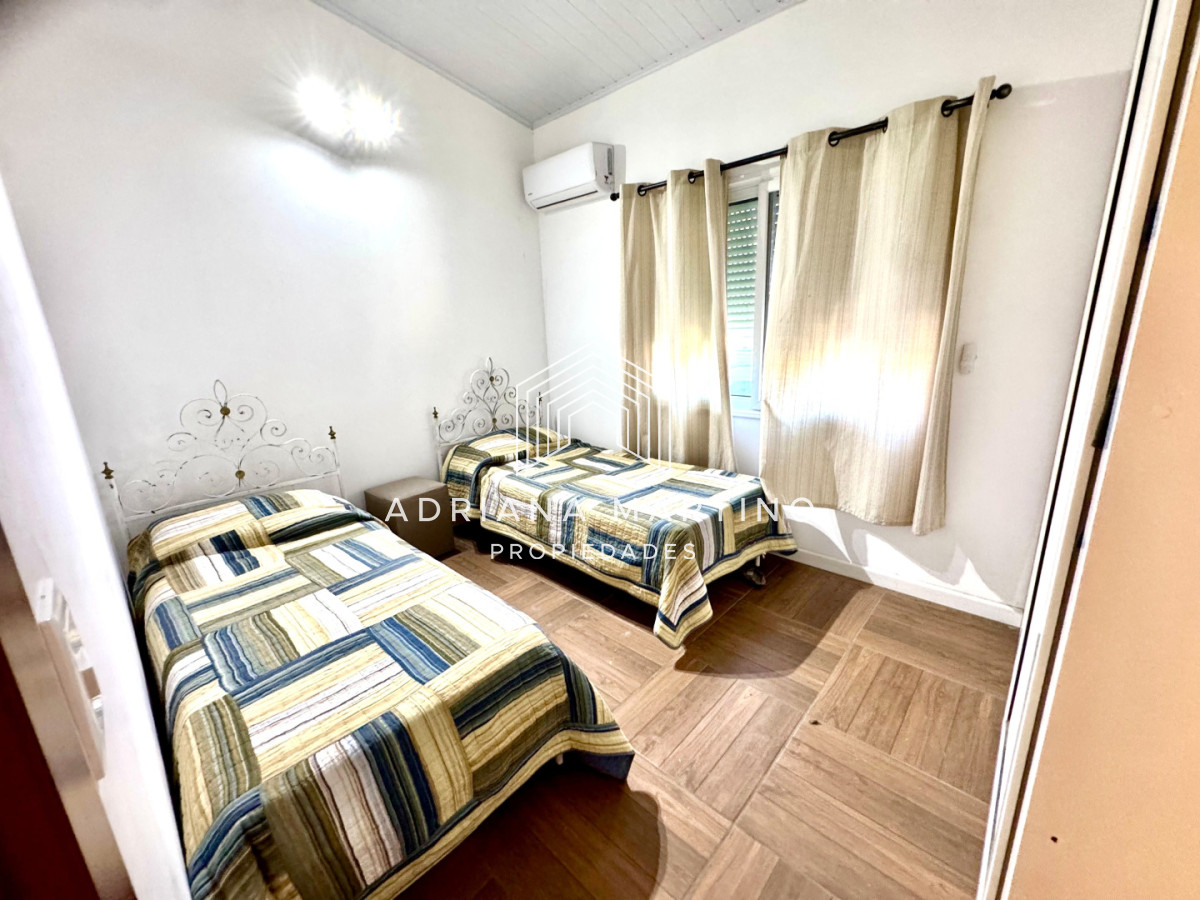 Casa ID.71611 - Casa en venta en Pinares, Punta del Este, ubicada en una zona tranquila y residencial, ideal para vivir todo el año.