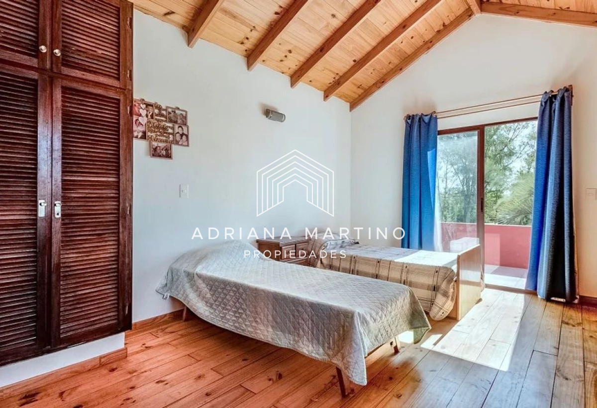 Encantadora casa en el corazón de La barra - GoPunta - Portal Inmobiliario de Punta del Este - Maldonado