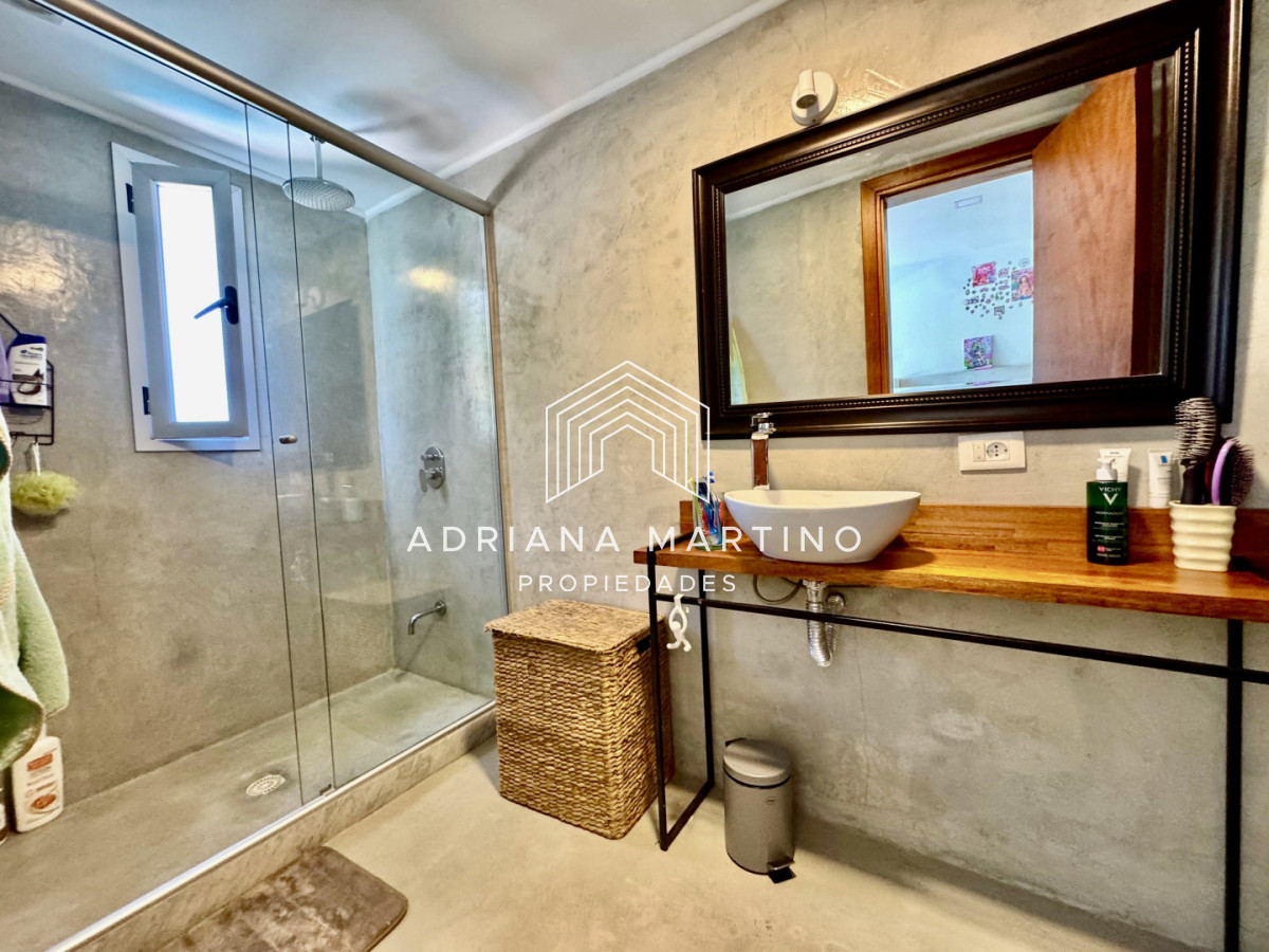 Casa ID.71349 - Excelente propiedad en venta 