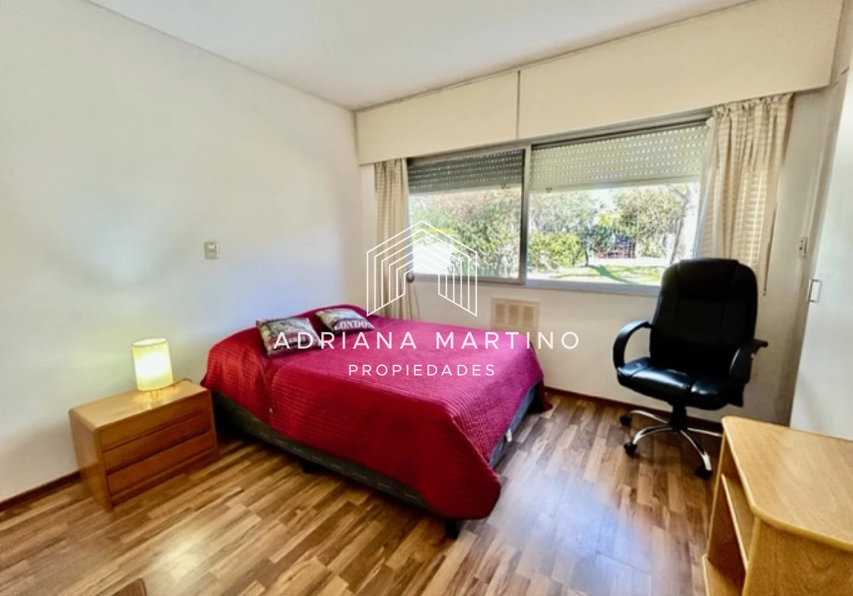 Casa ID.34091 - Casa en Rincón del Indio, a pocas cuadras del mar, con hermoso jardín y piscina