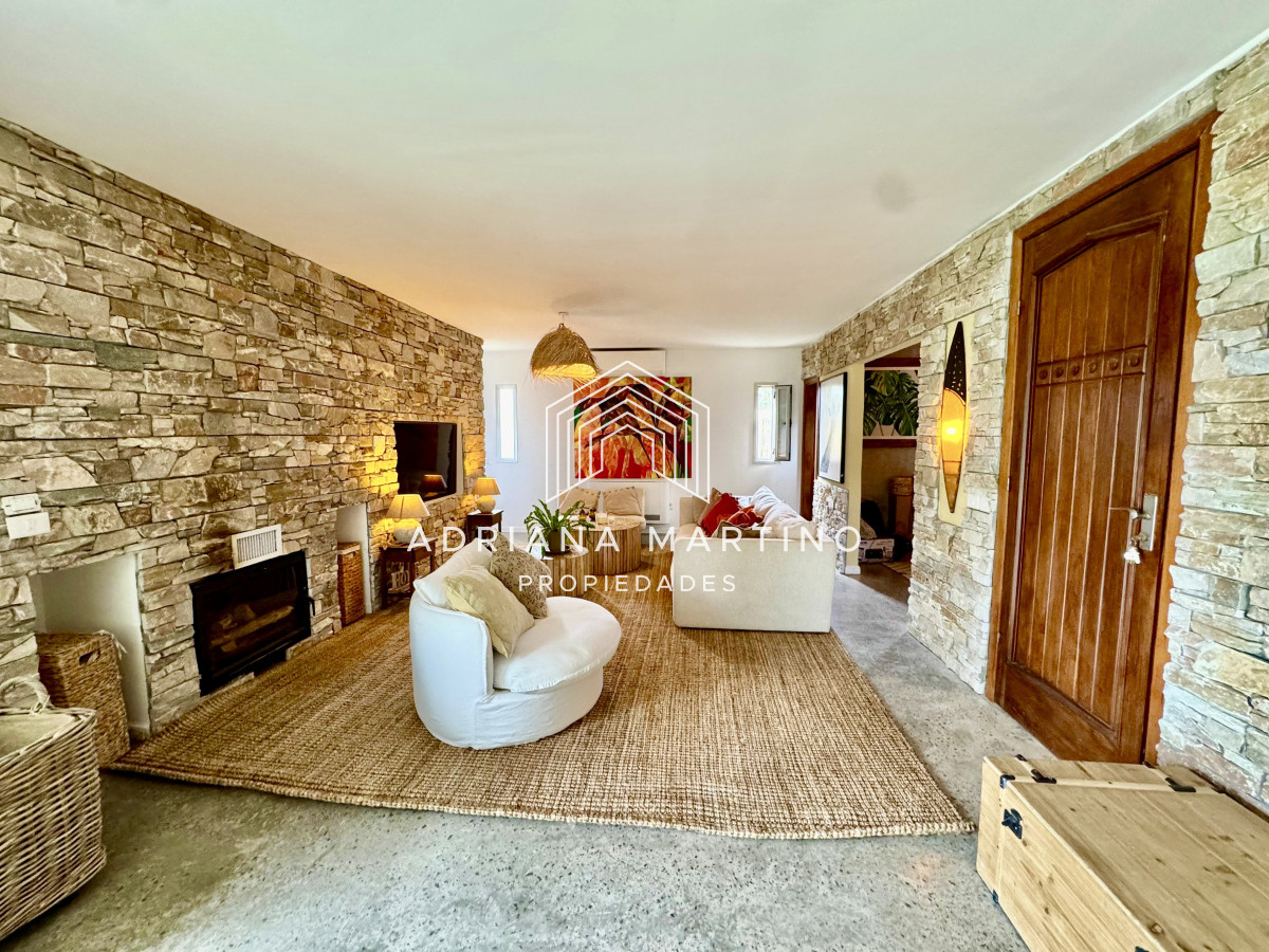 Casa ID.71349 - Excelente propiedad en venta 