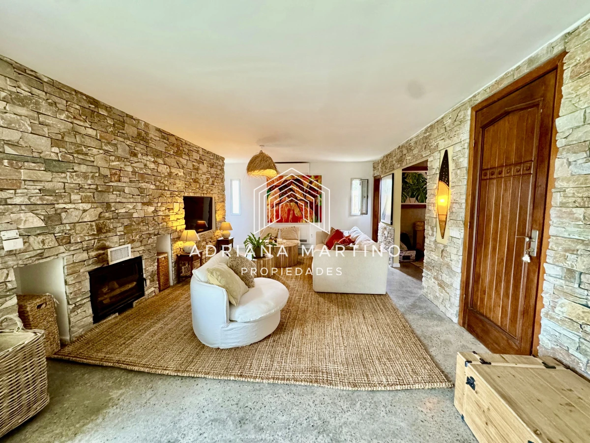 Casa ID.71349 - Excelente propiedad en venta 