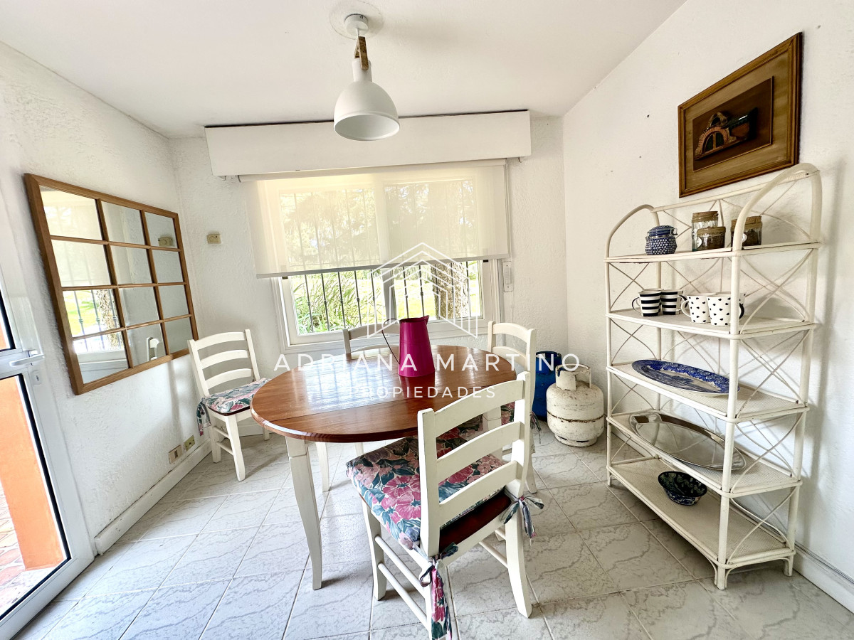 Casa ID.34129 - Casa en venta y alquiler temporal a metros de Playa Brava, Punta del Este