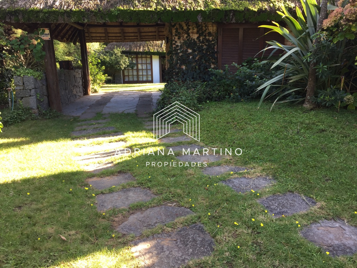 Casa ID.34260 - Casa en Pinares 3 dormitorios con piscina y parrillero, ideal para tus vacaciones!