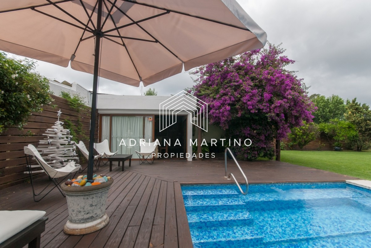 Casa ID.67768 - Muy cerca del mar piscina climatizada y hermoso parrillero cerrado 