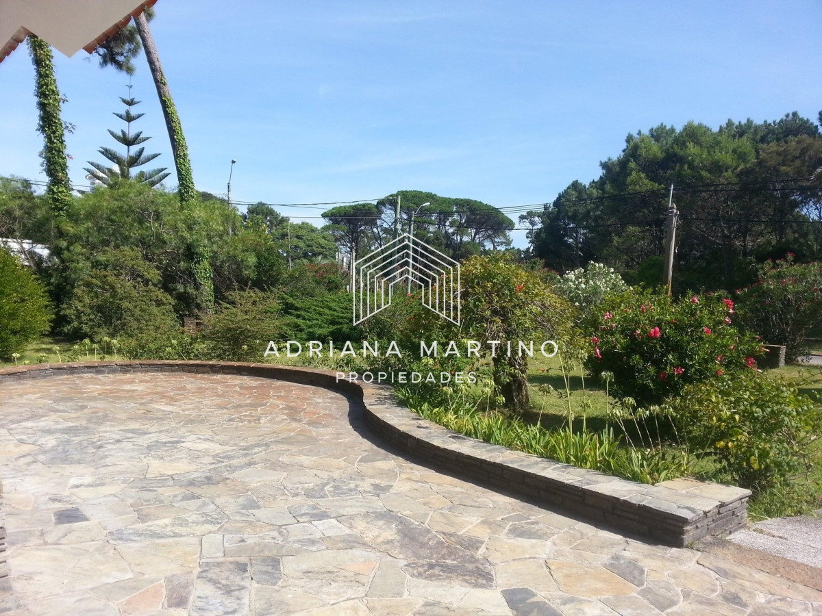 Casa ID.70318 - Hermosa residencia de construcción tradicional en primeras paradas de la mansa