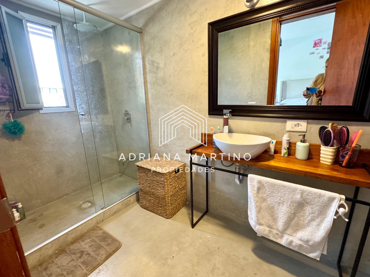 Casa ID.71349 - Excelente propiedad en venta 