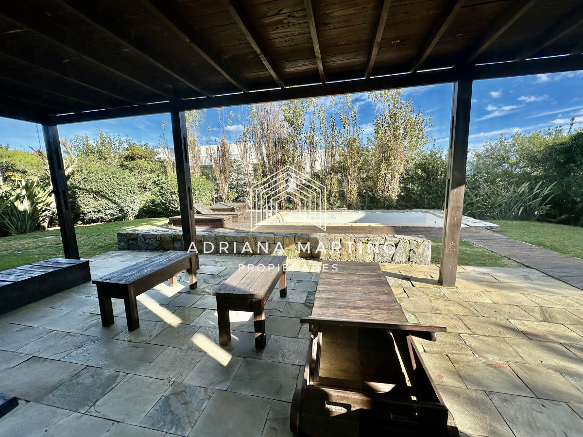 Casa ID.33970 - Excelente propiedad en manantiales