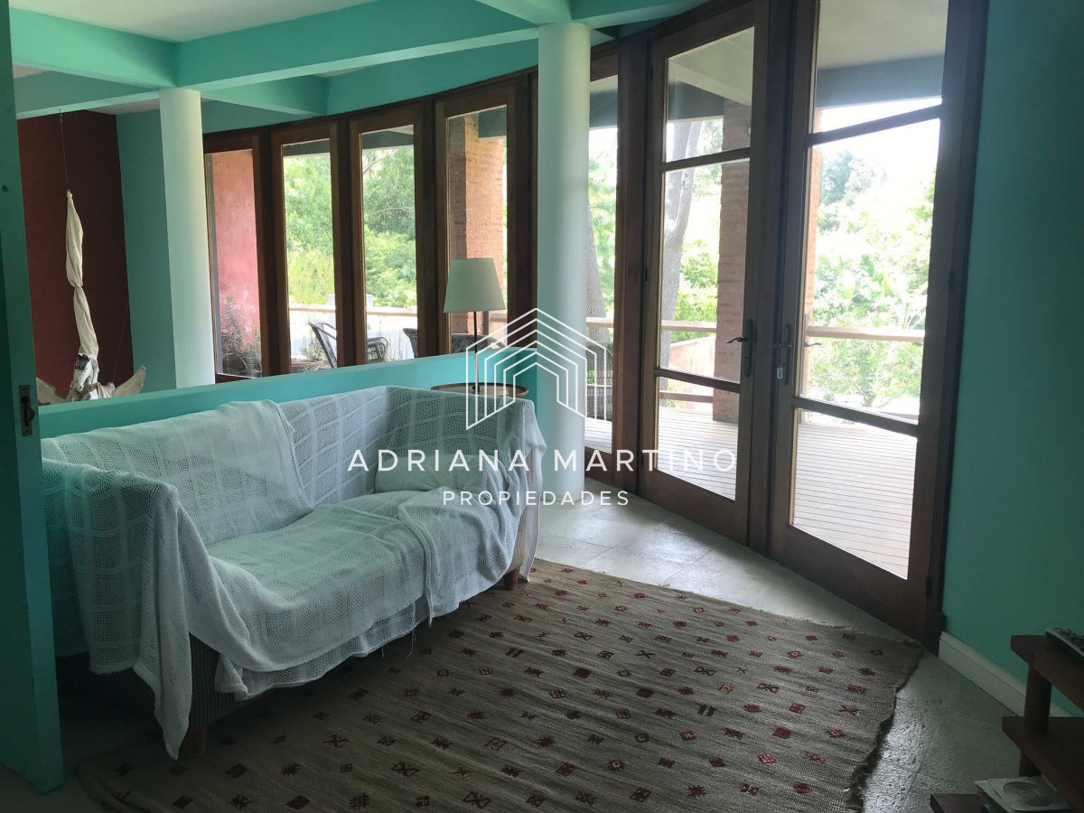 Casa ID.33672 - Casa en Rincón del Indio 4 dormitorios y dependencia con piscina y parrillero