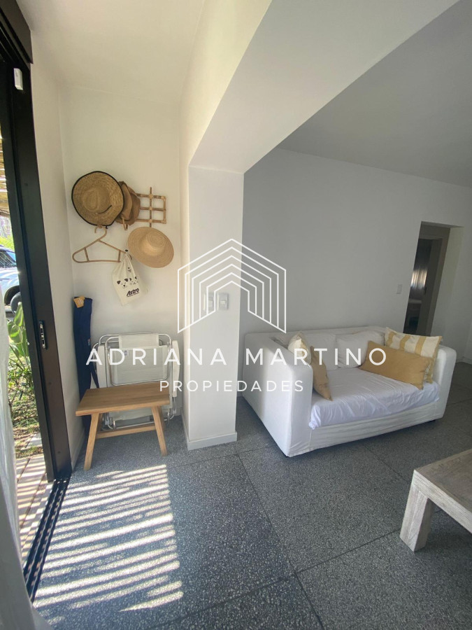 Bikini - GoPunta - Portal Inmobiliario de Punta del Este - Maldonado