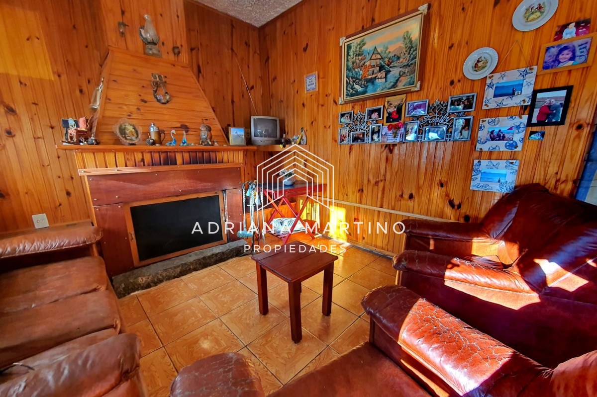 Casa ID.71718 - Oportunidad en barrio Biarritz: Solida construccion con gran potencial.