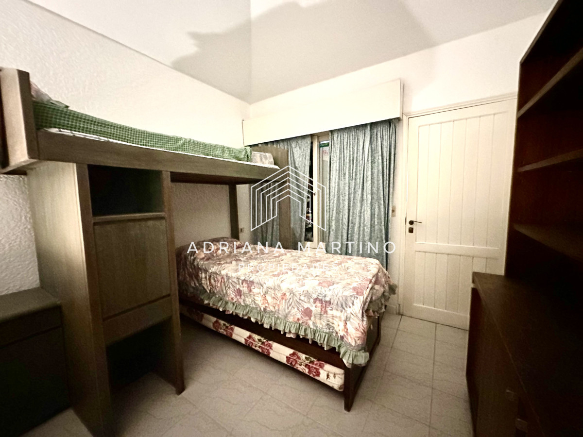 Casa ID.34129 - Casa en venta y alquiler temporal a metros de Playa Brava, Punta del Este