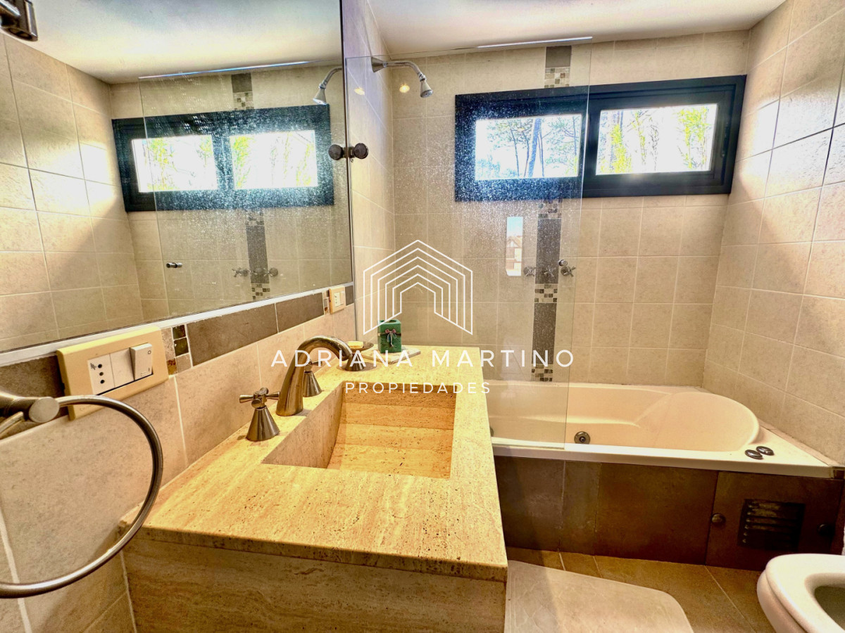 Casa ID.69680 - Privilegiada vista al mar en Pinares