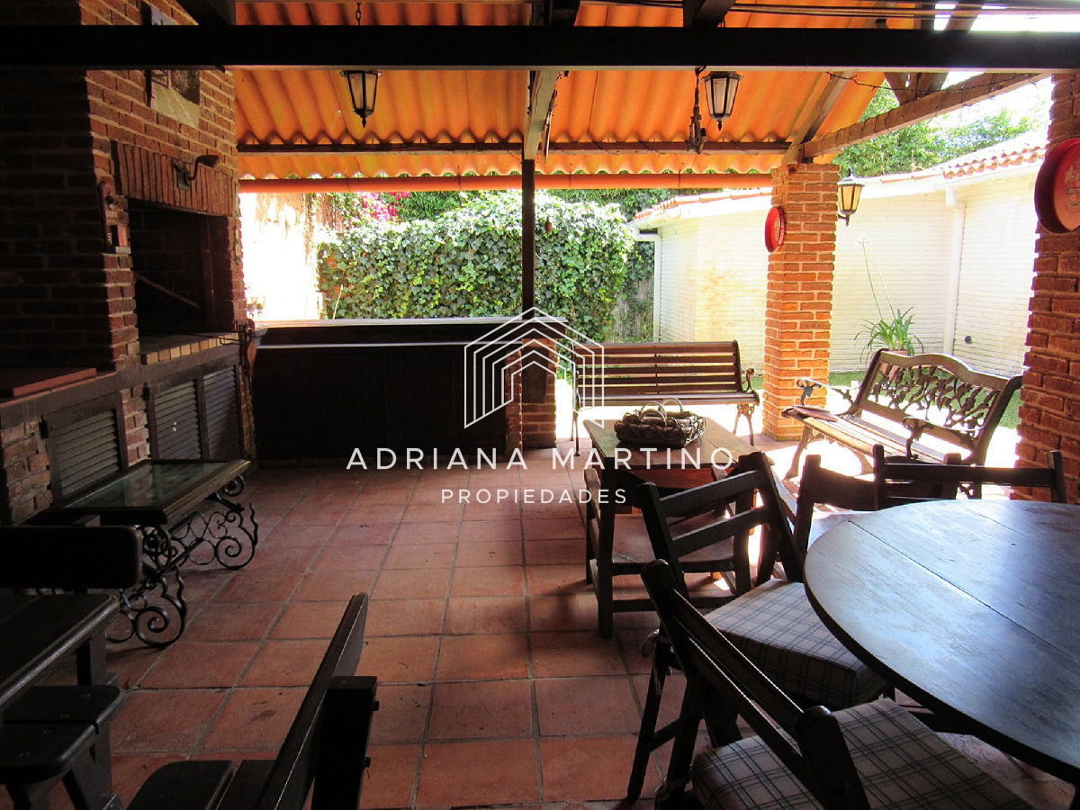 Casa ID.33999 - Hermosa casa a metros del mar !