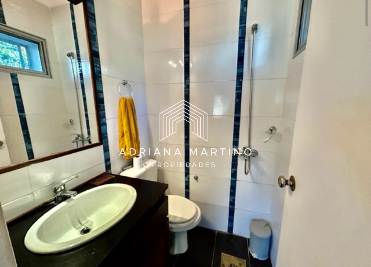 Casa ID.34091 - Casa en Rincón del Indio, a pocas cuadras del mar, con hermoso jardín y piscina