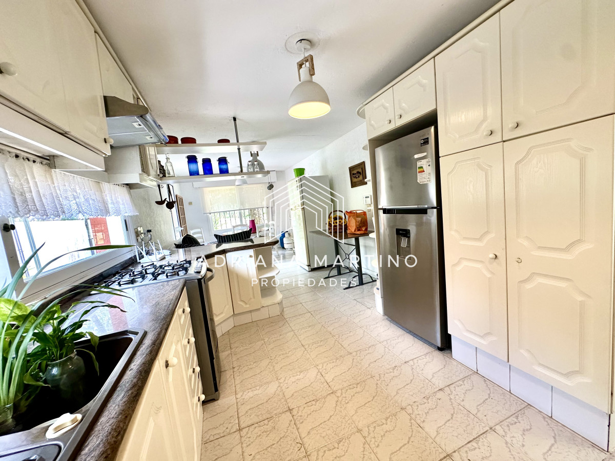 Casa ID.34129 - Casa en venta y alquiler temporal a metros de Playa Brava, Punta del Este