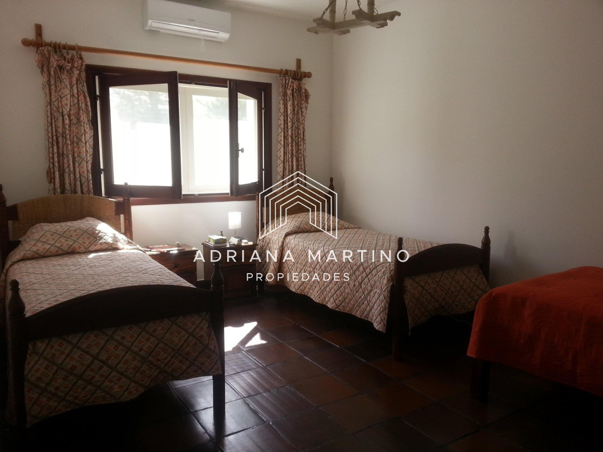 Casa ID.70318 - Hermosa residencia de construcción tradicional en primeras paradas de la mansa