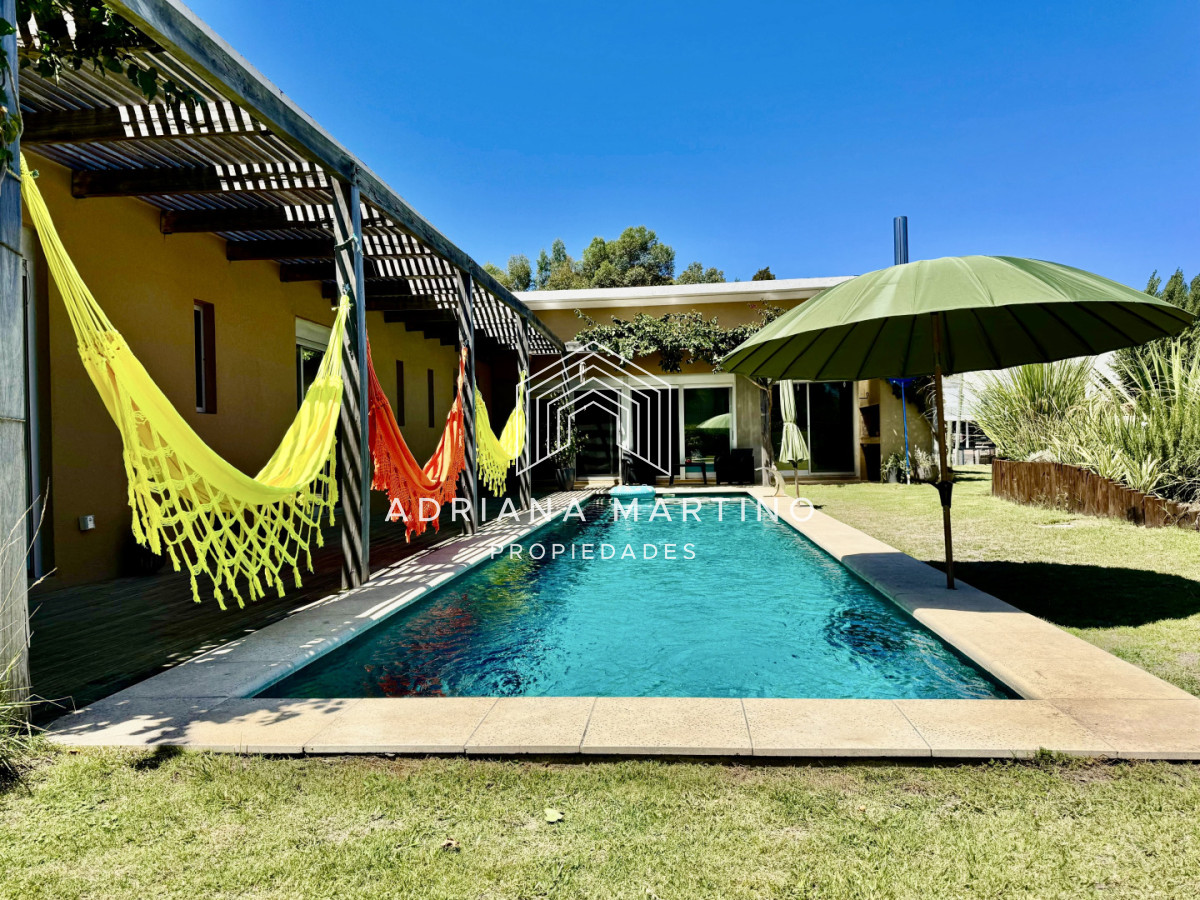 Casa ID.71349 - Excelente propiedad en venta 