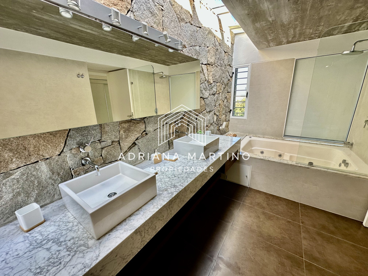 Casa ID.33970 - Excelente propiedad en manantiales