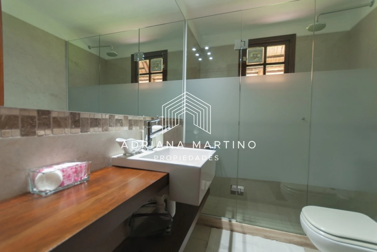 Casa ID.67768 - Muy cerca del mar piscina climatizada y hermoso parrillero cerrado 