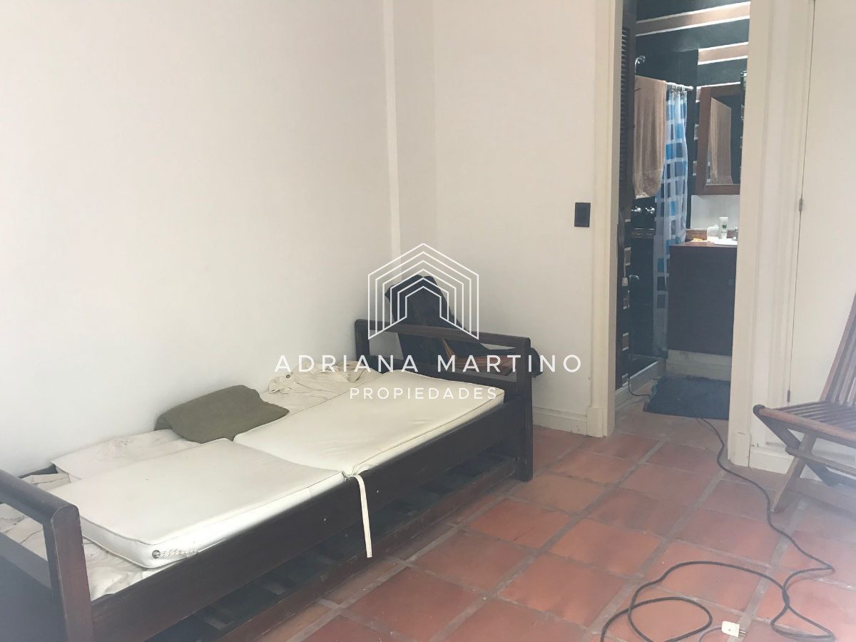 Casa ID.33672 - Casa en Rincón del Indio 4 dormitorios y dependencia con piscina y parrillero