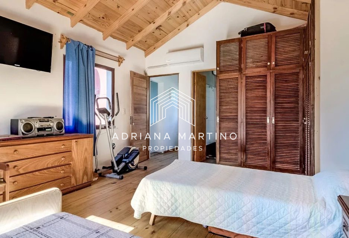 Encantadora casa en el corazón de La barra - GoPunta - Portal Inmobiliario de Punta del Este - Maldonado