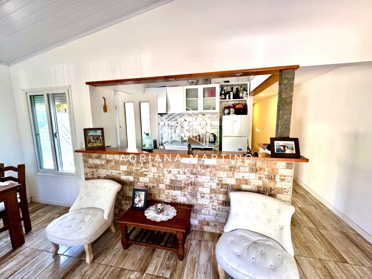 Casa ID.71611 - Casa en venta en Pinares, Punta del Este, ubicada en una zona tranquila y residencial, ideal para vivir todo el año.