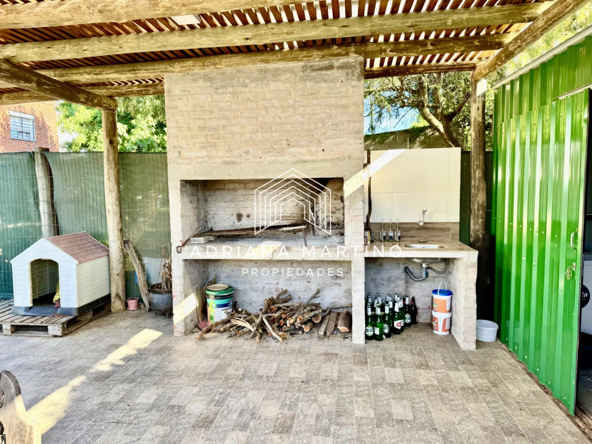 Casa ID.71611 - Casa en venta en Pinares, Punta del Este, ubicada en una zona tranquila y residencial, ideal para vivir todo el año.