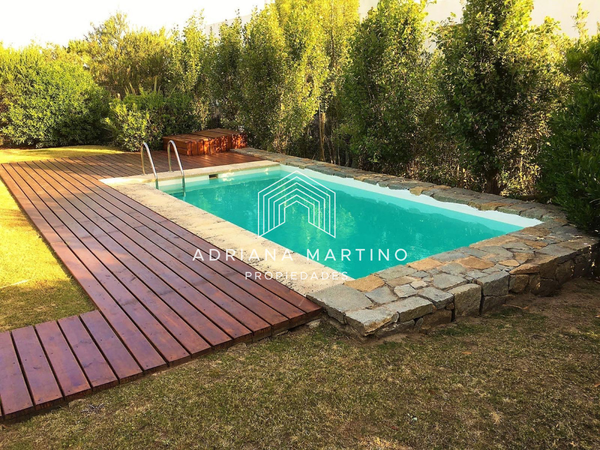 Casa ID.33970 - Excelente propiedad en manantiales