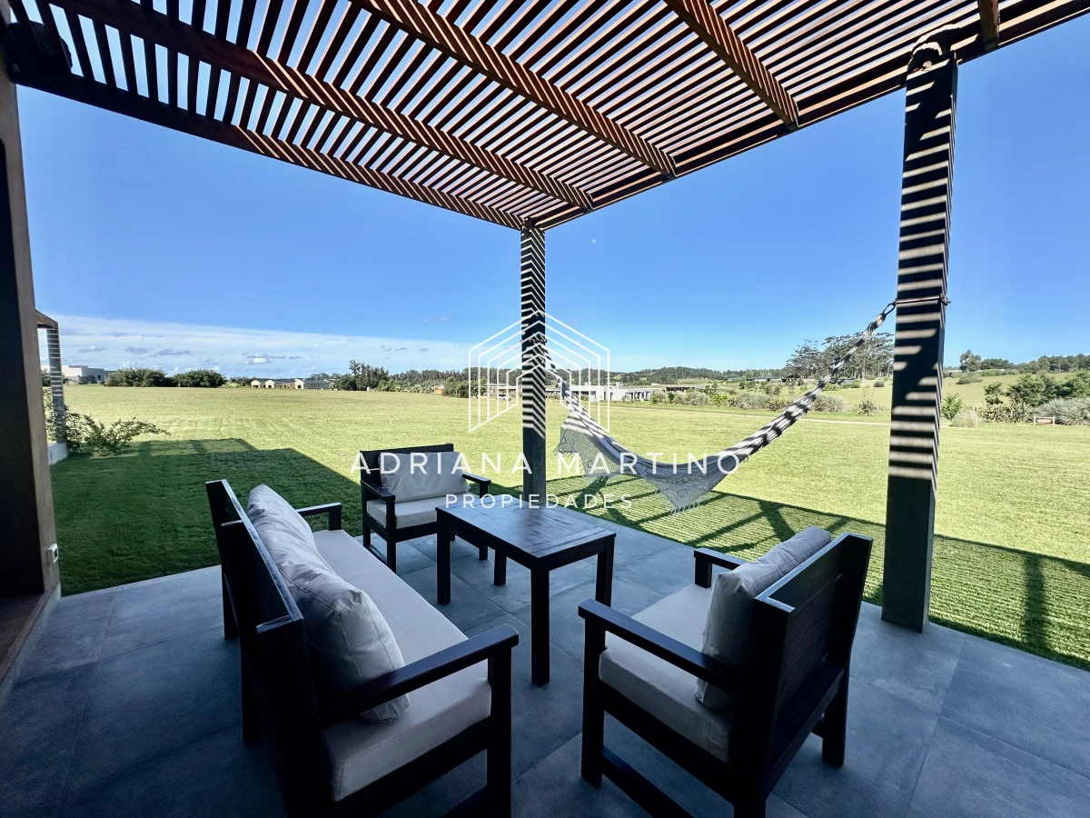 Casa ID.71019 - Excelente propiedad en la barra 