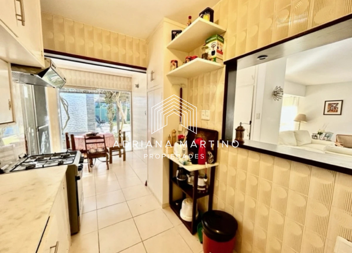 Casa ID.34091 - Casa en Rincón del Indio, a pocas cuadras del mar, con hermoso jardín y piscina