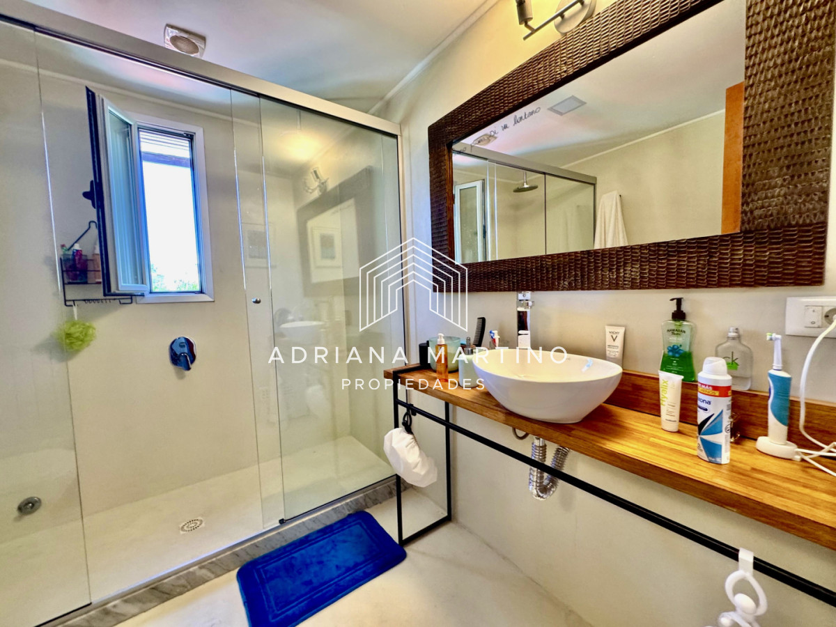 Casa ID.71349 - Excelente propiedad en venta 