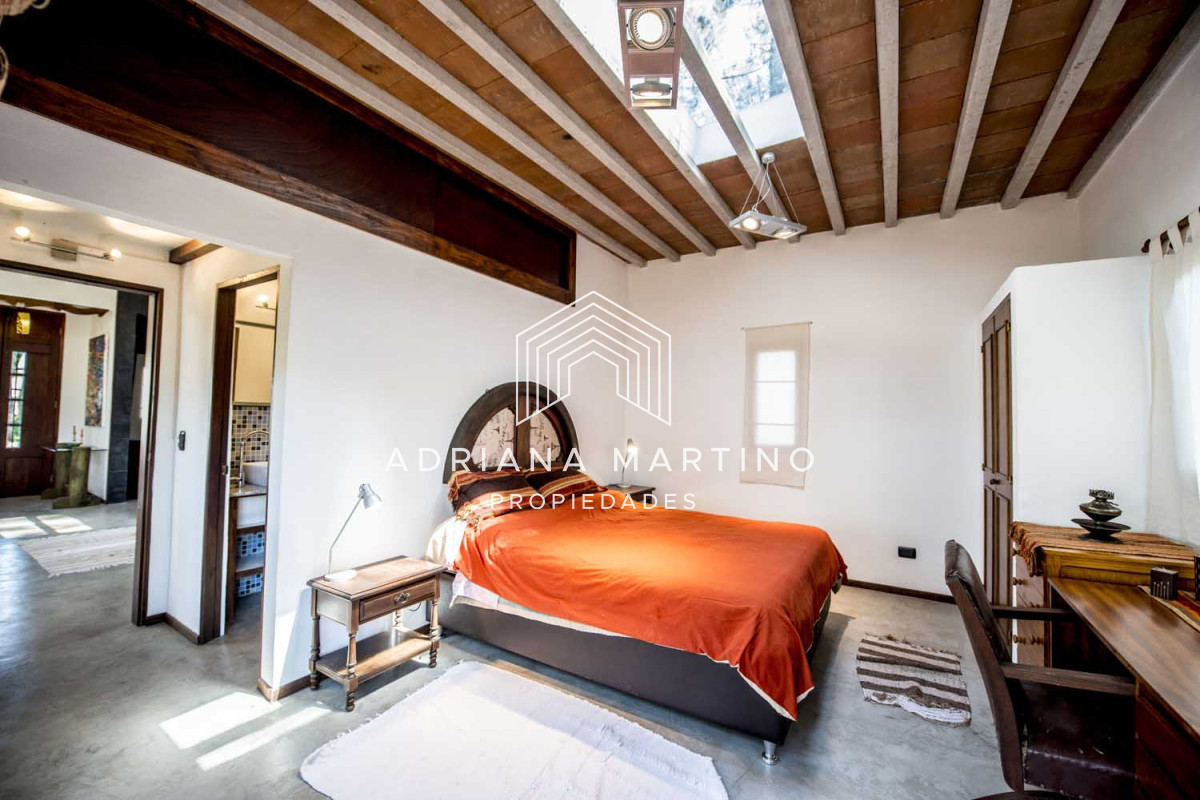 Casa ID.68735 - Cómoda casa ubicada en un precioso entorno. Amplios  y cálidos espacios.