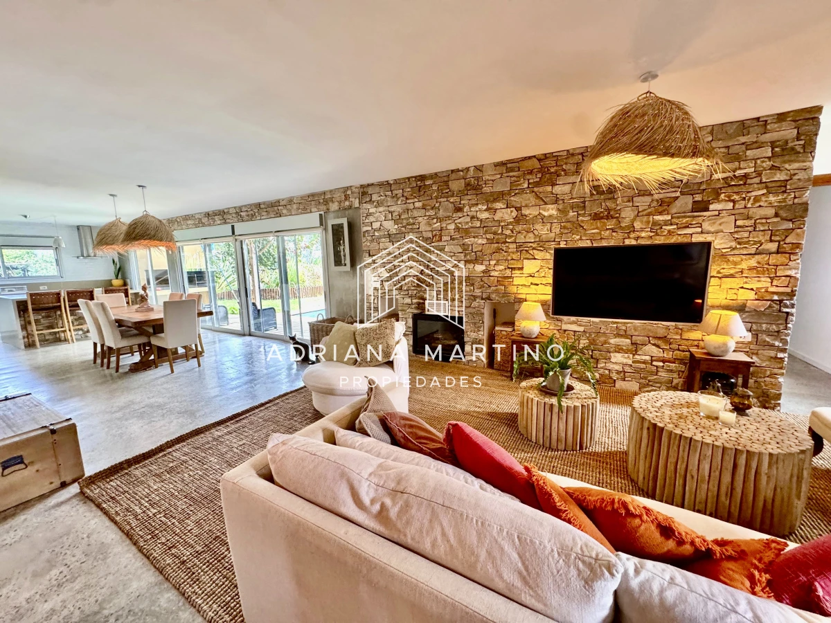 Casa ID.71349 - Excelente propiedad en venta 