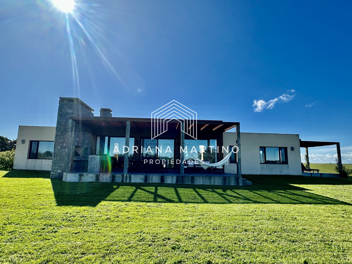 Excelente propiedad en la barra - GoPunta - Portal Inmobiliario de Punta del Este - Maldonado