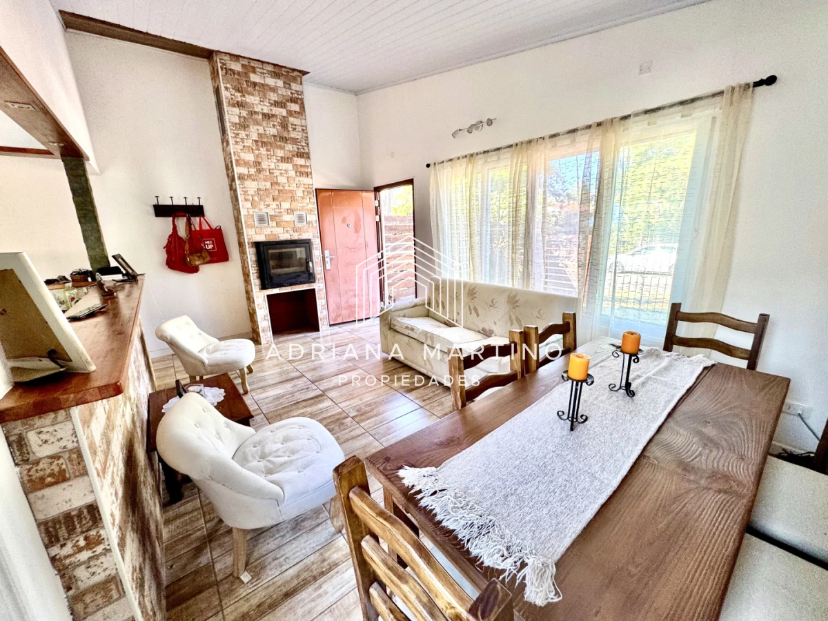 Casa ID.71611 - Casa en venta en Pinares, Punta del Este, ubicada en una zona tranquila y residencial, ideal para vivir todo el año.