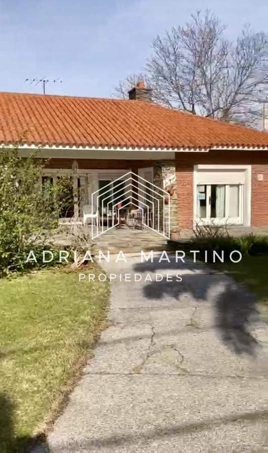 Casa ID.70318 - Hermosa residencia de construcción tradicional en primeras paradas de la mansa