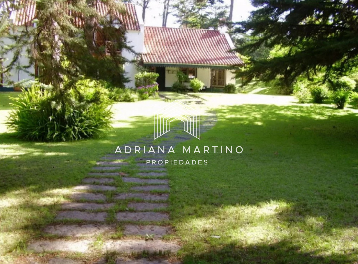 Casa ID.69704 - Hermosa propiedad en el corazón de Playa Mansa 