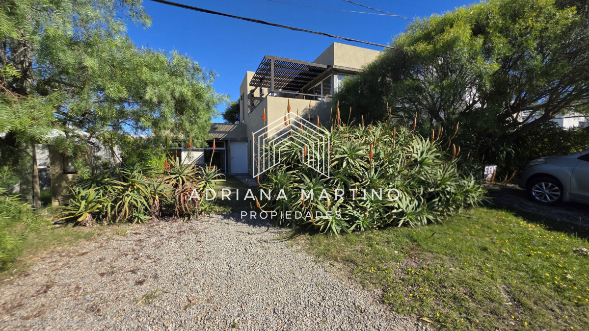 Casa ID.71745 - Vivi en Manantiales! Moderna casa a pocos metros del mar con maximo confort!