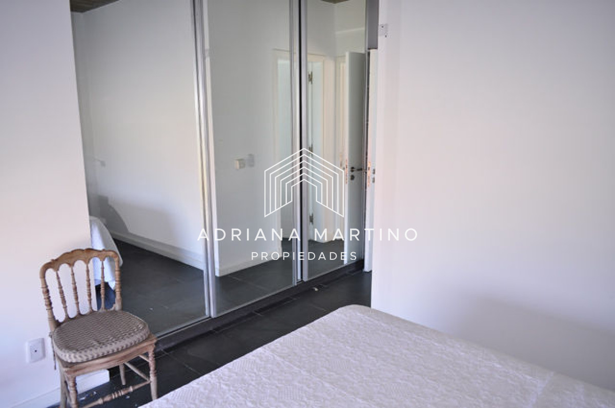 Casa ID.34384 - Hermosa casa ubicada en Punta Piedra, vista espectacular!