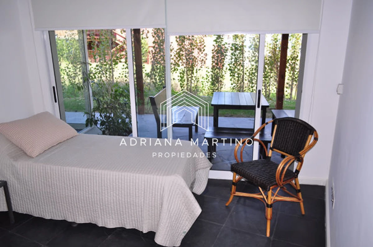 Casa ID.34384 - Hermosa casa ubicada en Punta Piedra, vista espectacular!