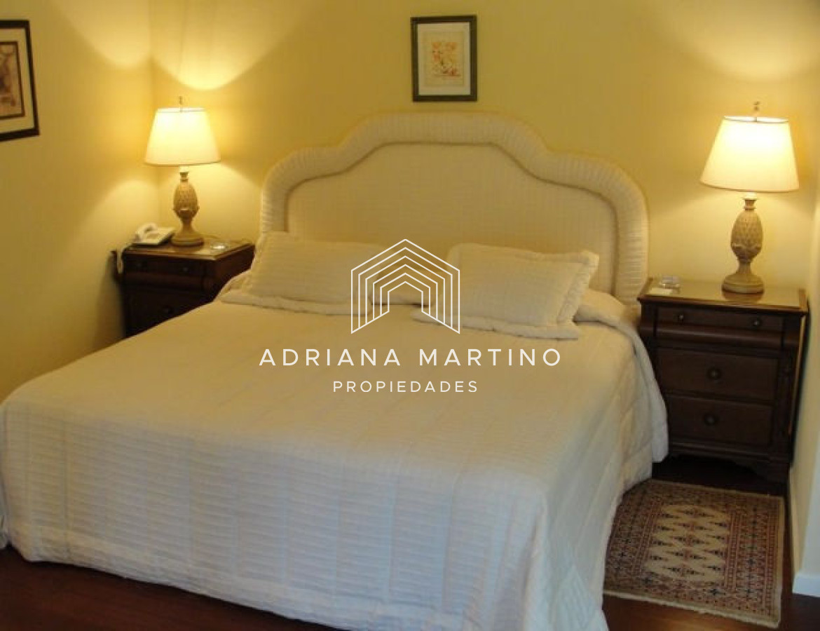 Casa ID.34401 - Amplia residencia con magnifica privacidad