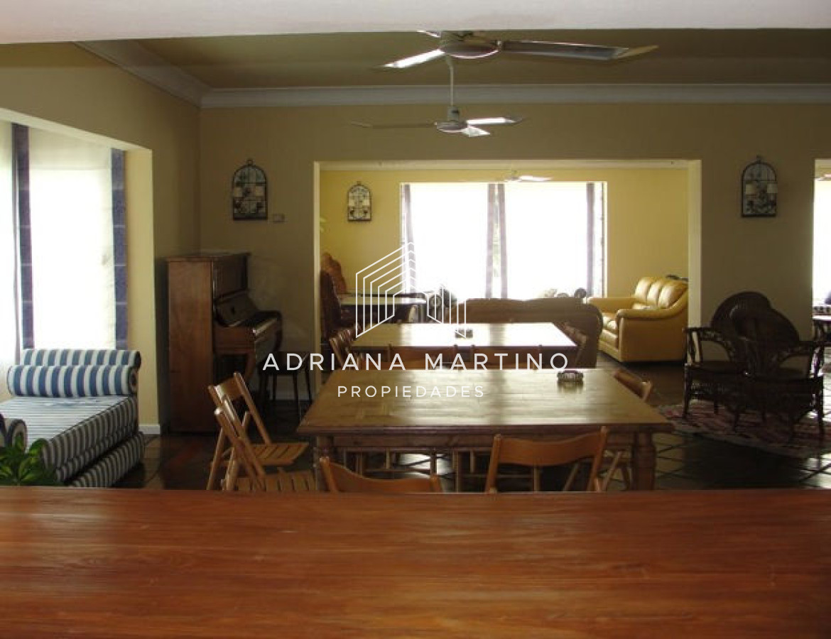 Casa ID.34401 - Amplia residencia con magnifica privacidad
