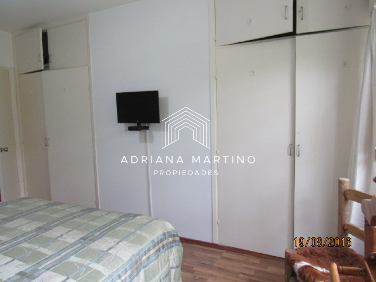 Casa ID.34091 - Casa en Rincón del Indio, a pocas cuadras del mar, con hermoso jardín y piscina