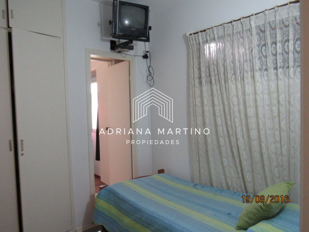 Casa ID.34091 - Casa en Rincón del Indio, a pocas cuadras del mar, con hermoso jardín y piscina